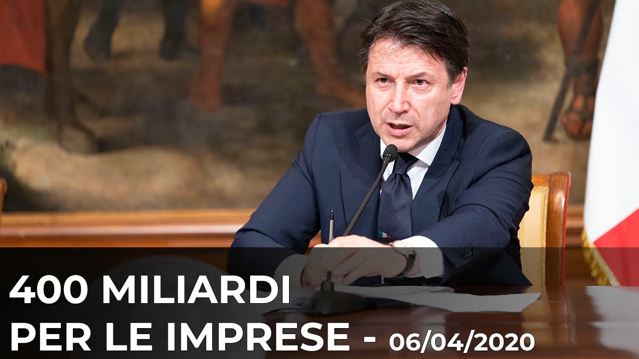 Conferenza stampa del Presidente Conte con i Ministri Gualtieri, Azzolina e Patuanelli