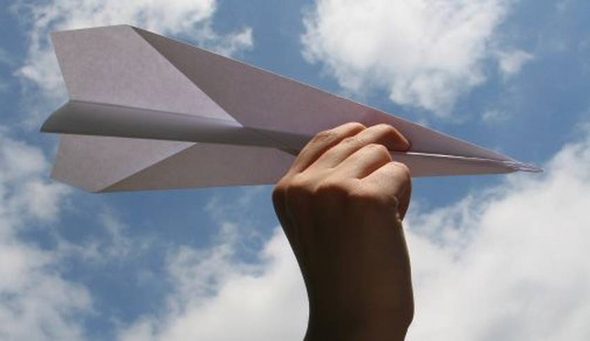 aereo carta mano cielo xG00