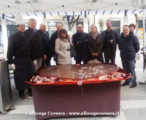2 - Inaugurazione Art & Ciocc cuore cioccolato