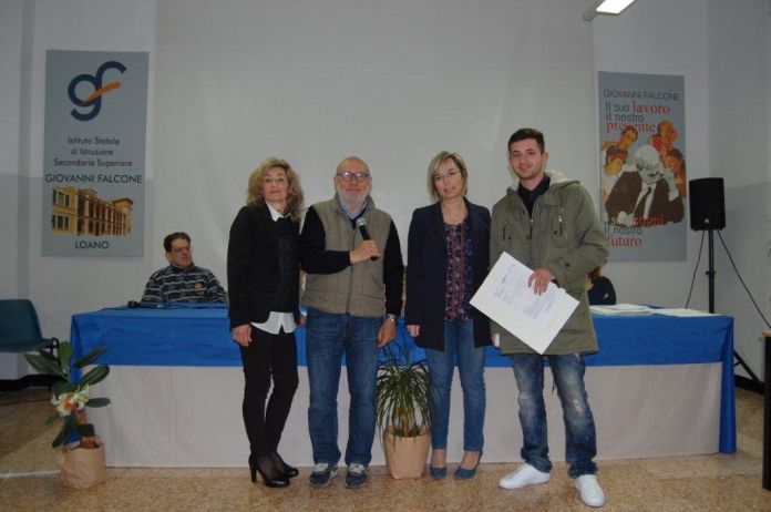 01 - FalconeCL
