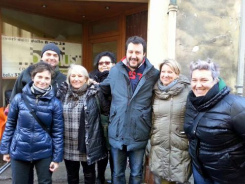 02 - Rosy Salvini