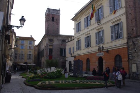 Piazza FiorAlbenga fp-2016