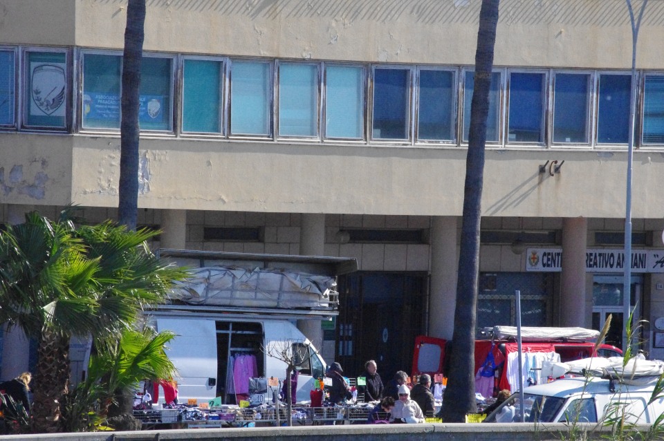 mercato lungocenta Albenga