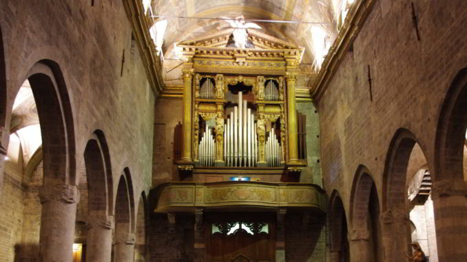 Grand Organo Serassi in Cattedrale San Michele ad Albenga - effe