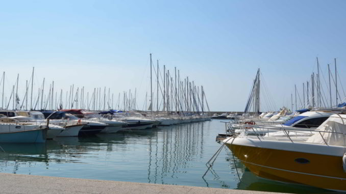 barche ormeggiate al Porto di Andora