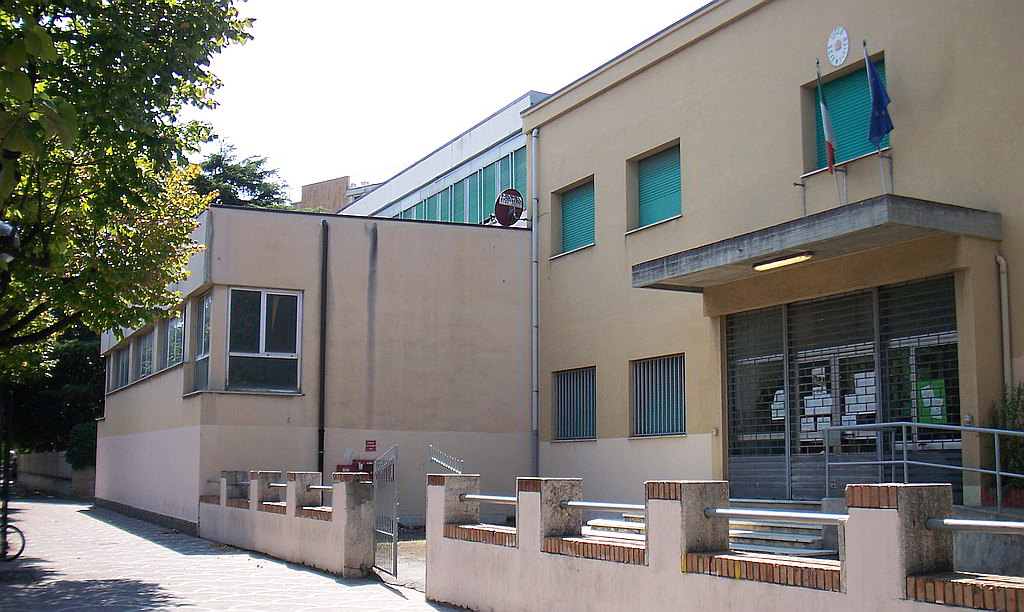 Liceo Giordano Bruno di Albenga sede Pontelungo - effe