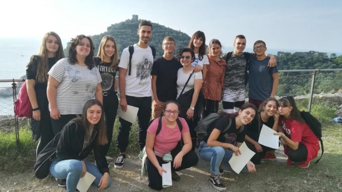 Studenti progetto Istituto Falcone di Loano School in Europe Europe in School