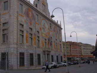Entrata Palazzo San Giorgio a Genova