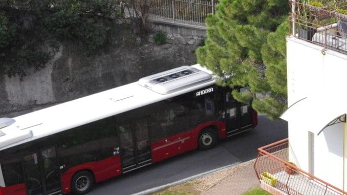 bus in direzione Andora