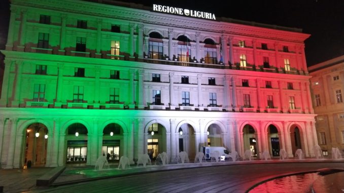 Palazzo delle Regione Liguria in tricolore