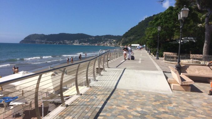 Alassio-Passeggiata-Ciccione-01