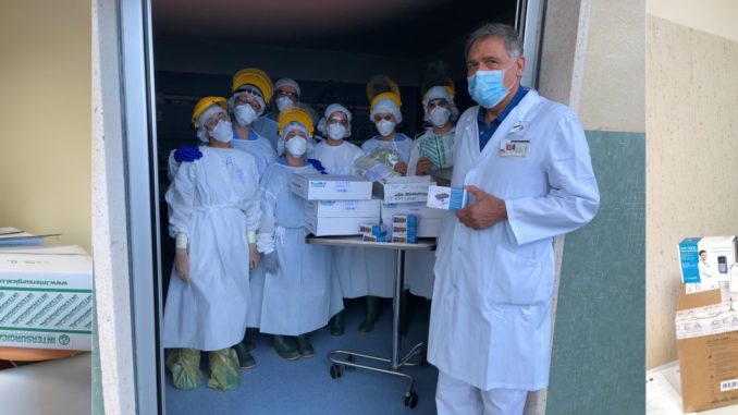Lions e Bastapoco donazioni ospedali Albenga e Pietra Ligure
