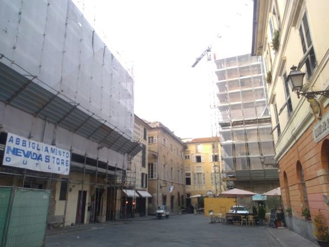 Albenga lavori nei palazzi del centro storico