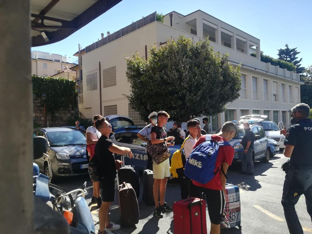Controlli forze ordine alla Stazione di Alassio