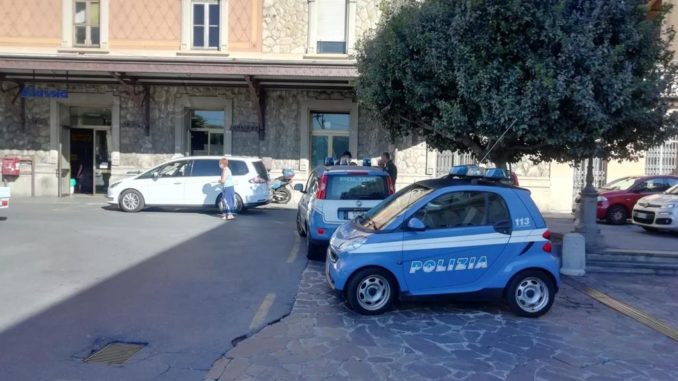 Controlli forze ordine alla Stazione di Alassio