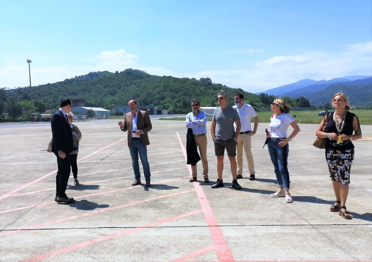 Delegazione Alassio al Riviera Airport - Il gruppo con Tousseint