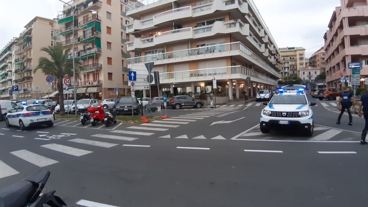 Polizie Locali Riviera di Ponente - controlli