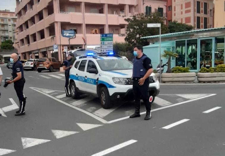 Polizie Locali Riviera di Ponente - controlli