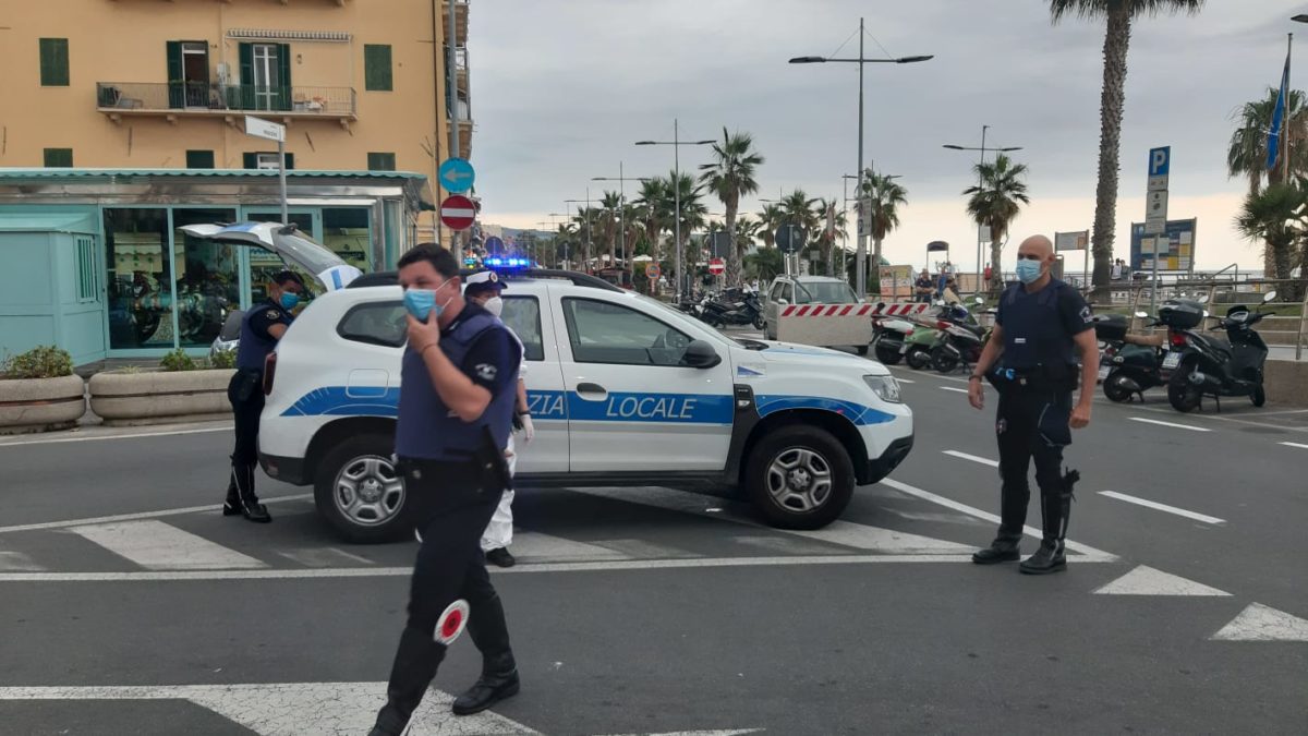 Polizie Locali Riviera di Ponente - controlli