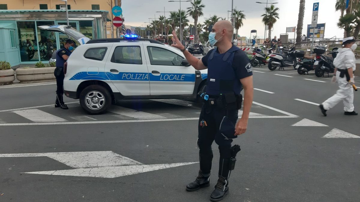 Polizie Locali Riviera di Ponente - controlli