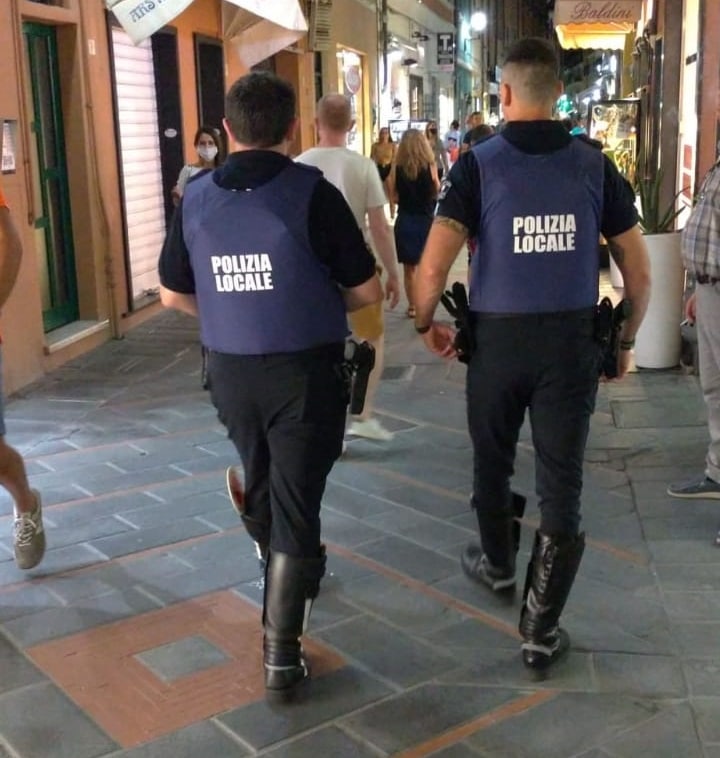Polizie Locali Riviera di Ponente - controlli