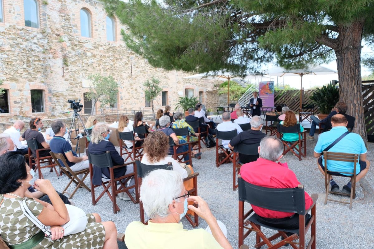 Savona - Presentazione Opera Giocosa Contaminazioni liriche