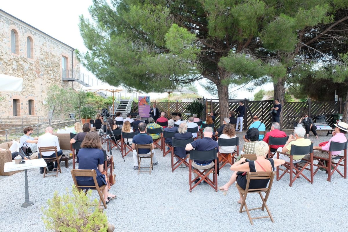 Savona - Presentazione Opera Giocosa Contaminazioni liriche