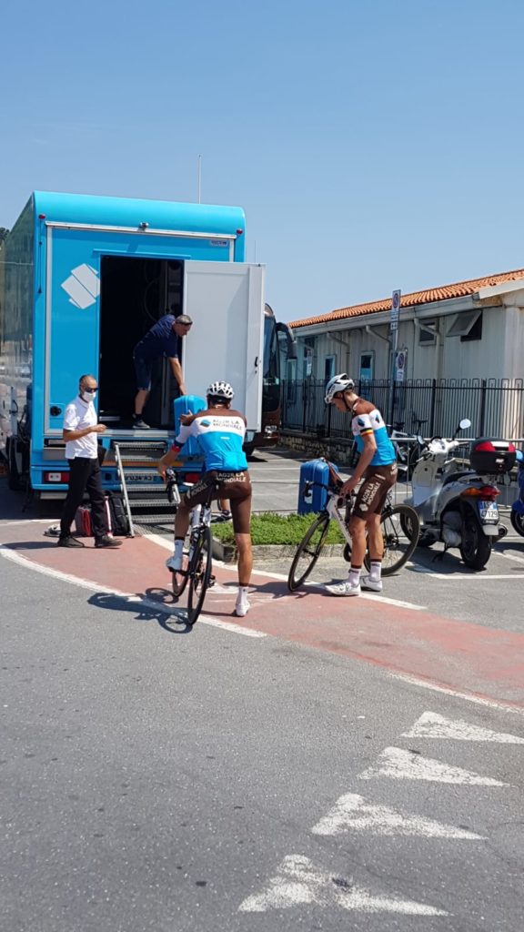 Ag2r La Mondiale in ritiro ad Andora