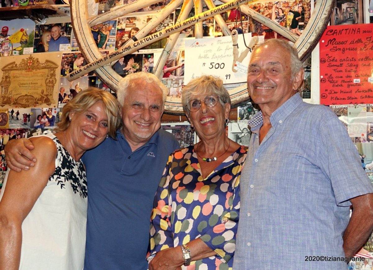 Albenga - Piccolo Museo della Fionda - consegna Fionda dalla Lapponia