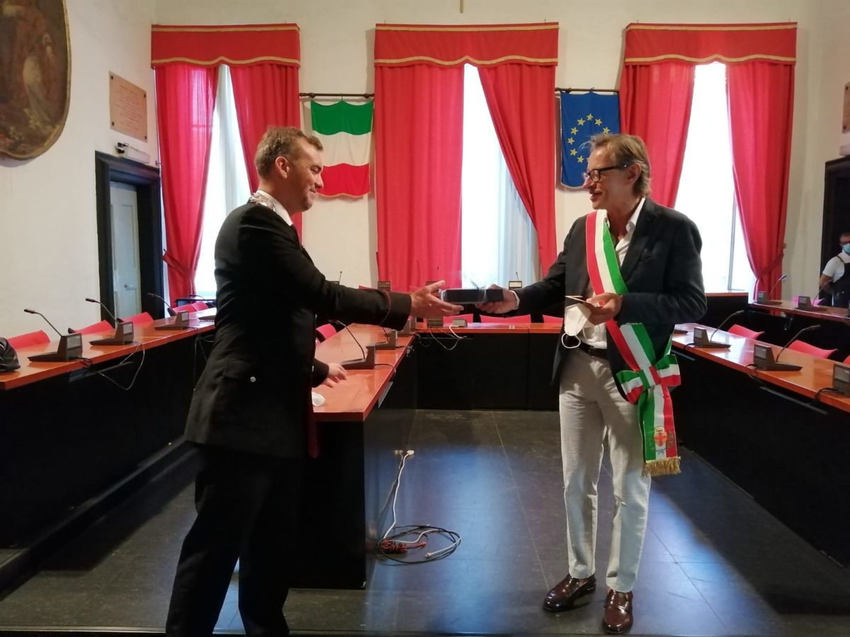 In Comune ad Albega - rossi tomatis 2