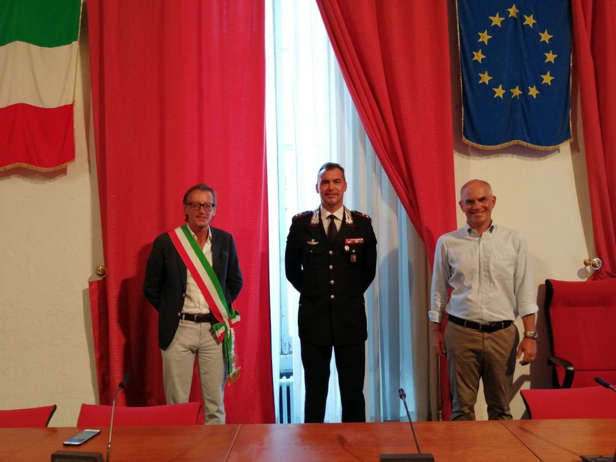 In Comune ad Albega - rossi tomatis cangiano