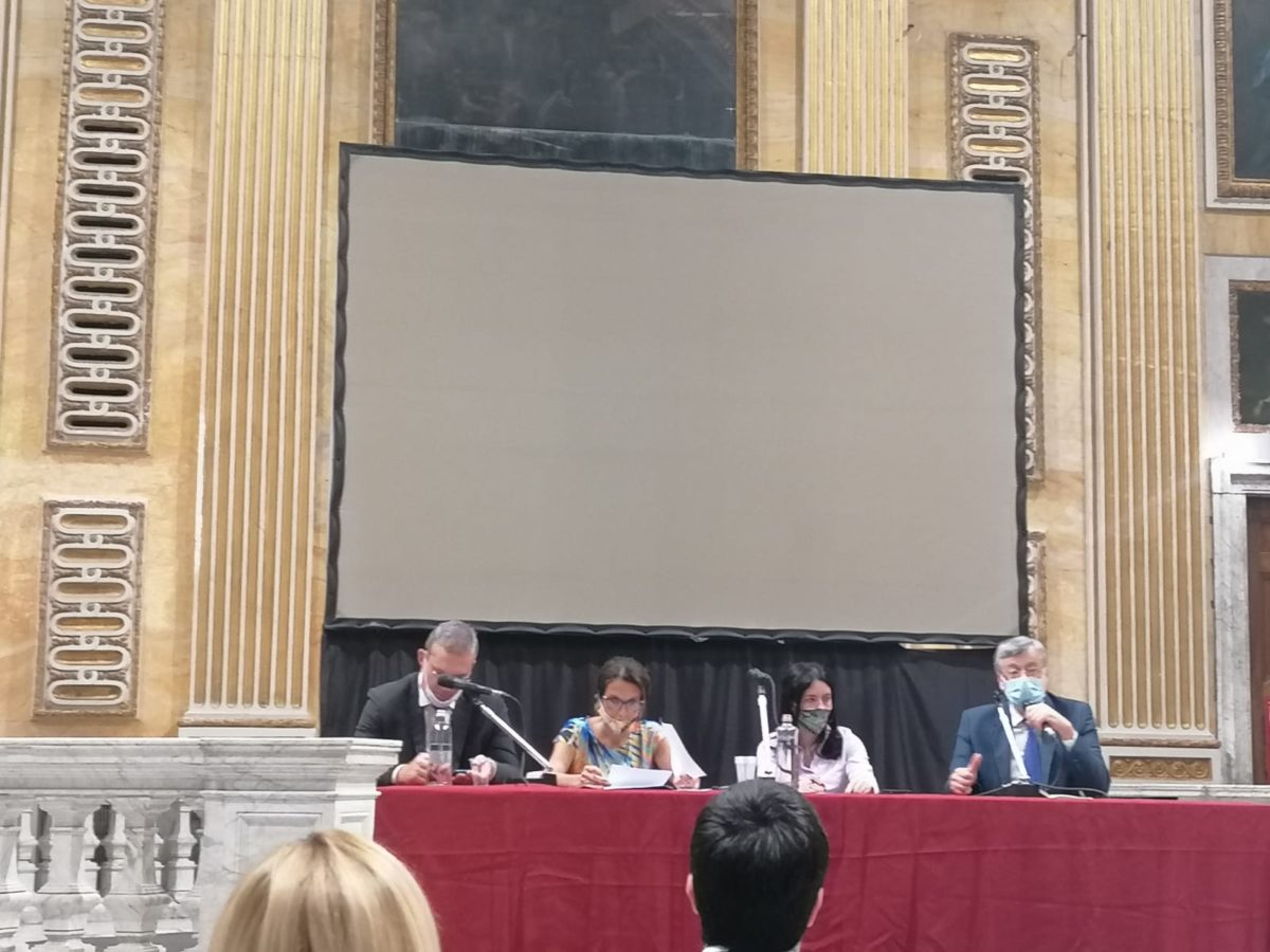 Presidente-Provincia-di-Savona-Olivieri-inontro-a-Genova-con-ministro-Azzolina