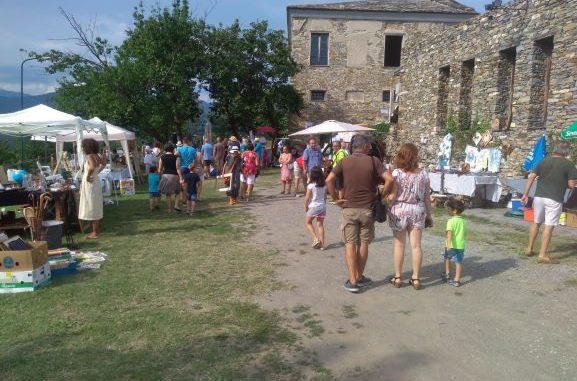il mercatino (Foto Daros)