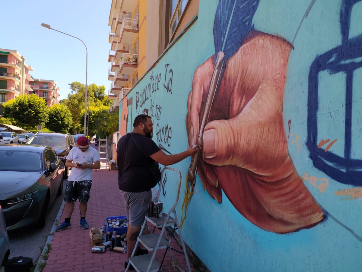 murales in onore di Pinketts e Scerbanenco