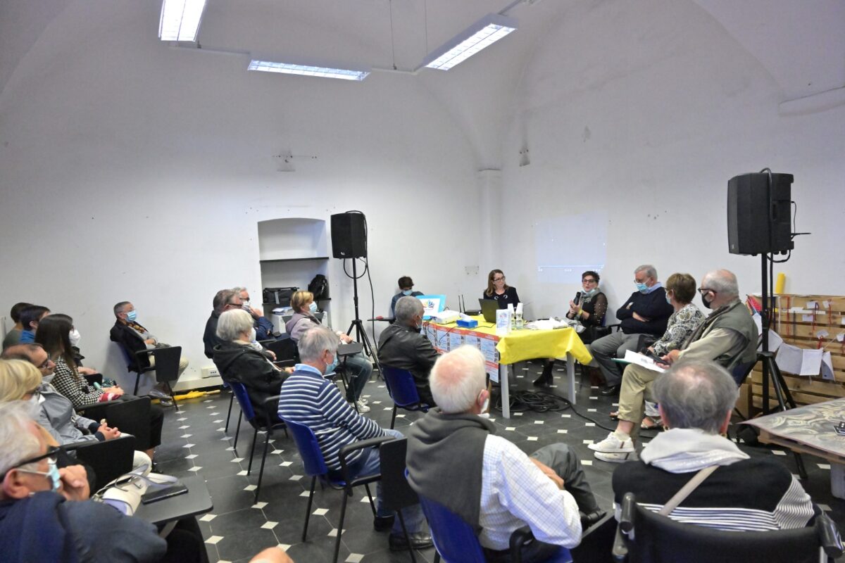 Albenga - incontro mettiamoci la faccia park
