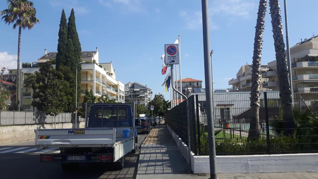 Albenga via Isonzo cartelli