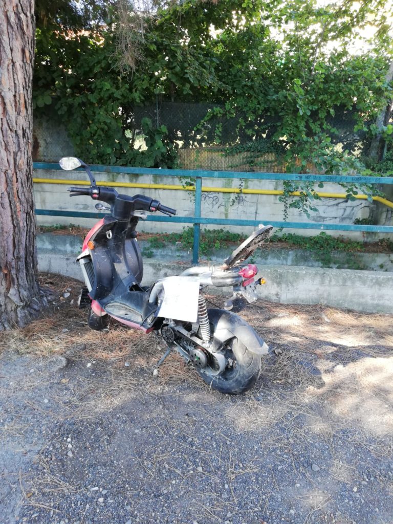 Albenga – rimozione veicoli abbandonati