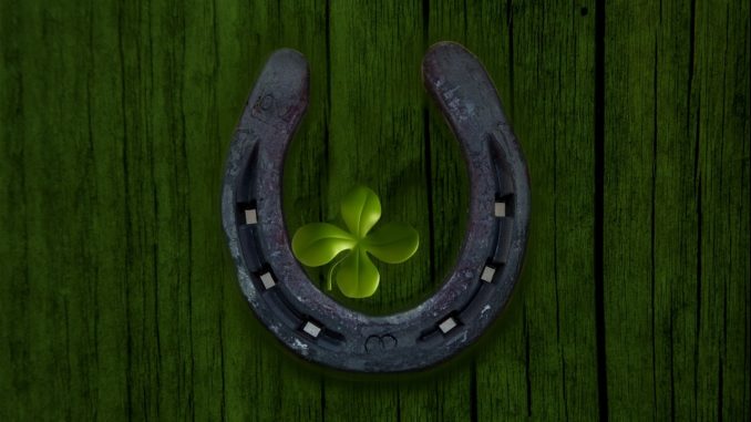 ferro di cavallo e quadrifoglio