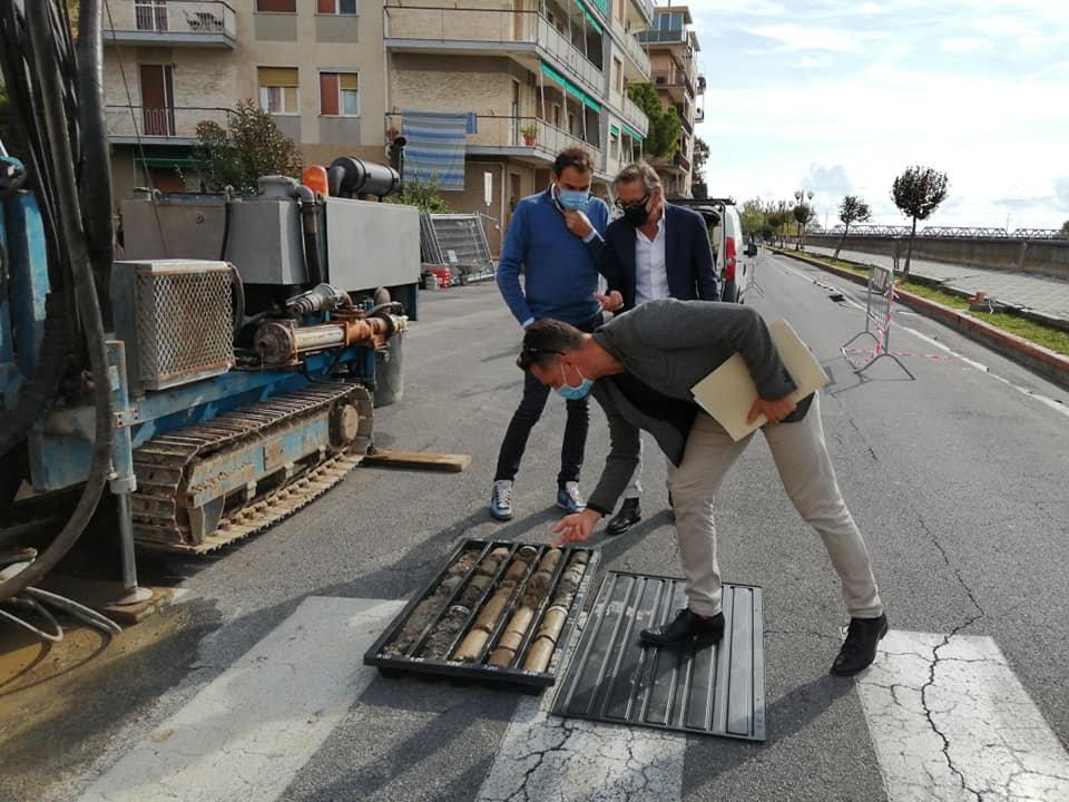 Albenga - messa in sicurezza del Lungocenta Croce Bianca