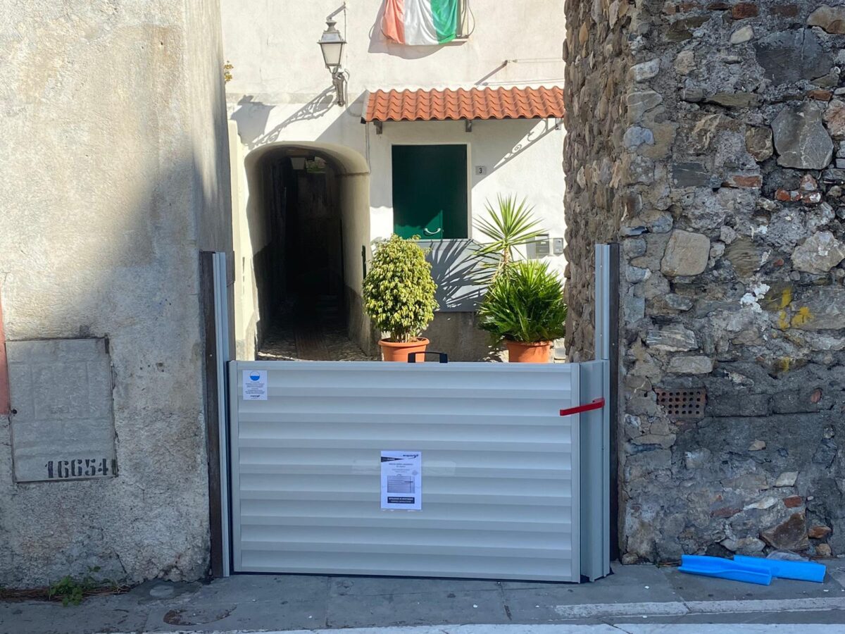 Paratie centro storico di Albenga