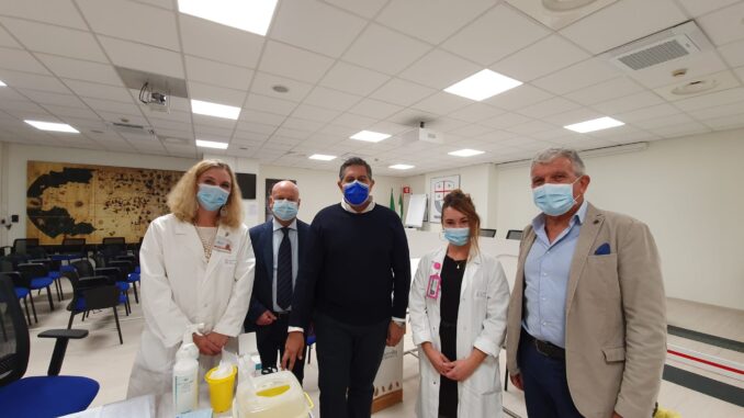 Vaccinazione presidente Regione Liguria Giovanni Toti