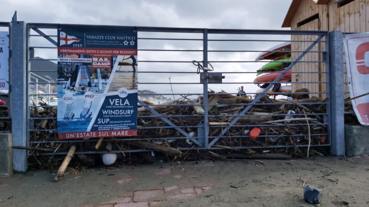 Ingresso-sede-del-Varazze-Club-Nautico