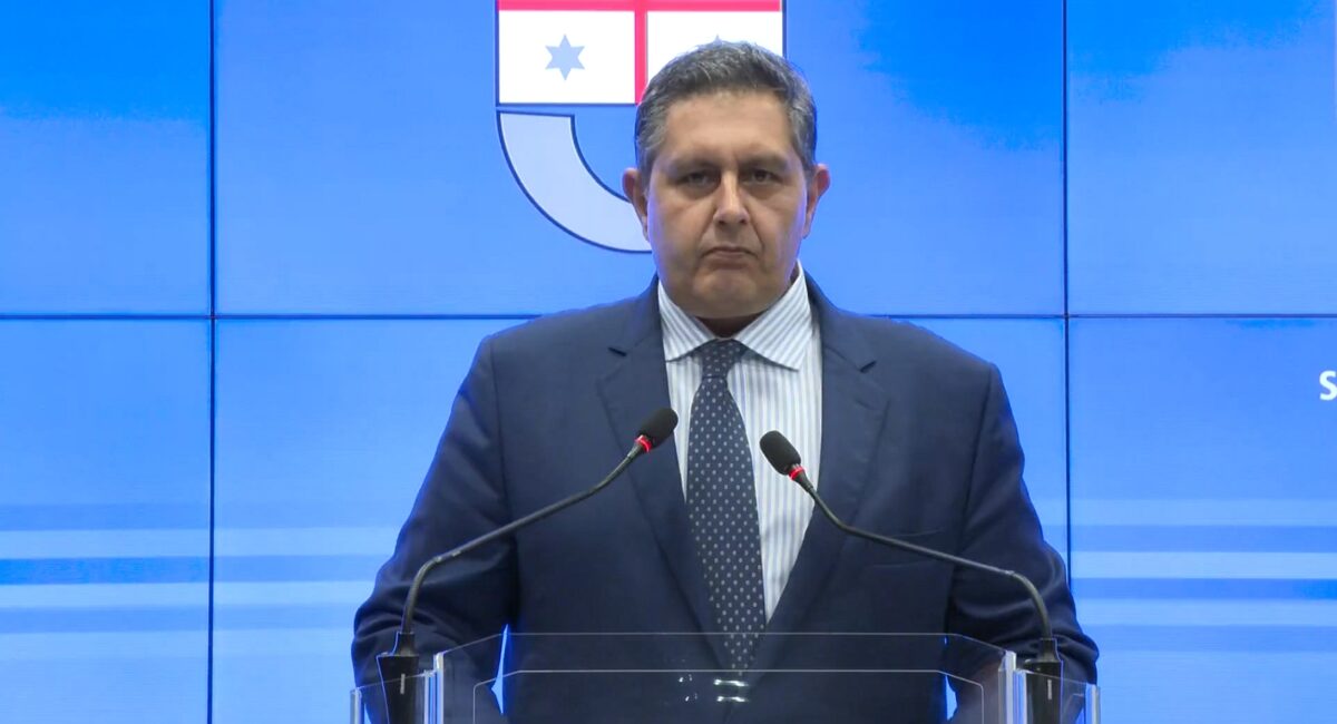 Giovanni Toti in Regione Liguria - Sala Trasparenza