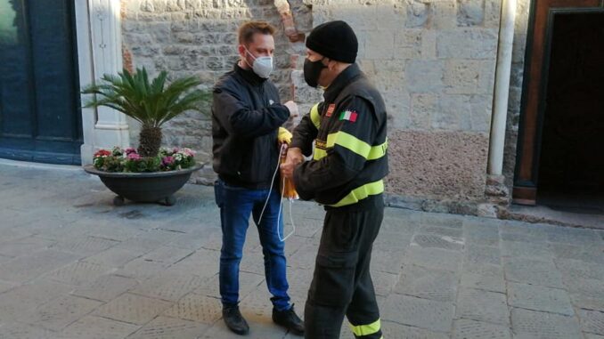 bandiera vigili fuoco Albenga