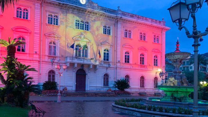Luminarie natalizie Alassio 2020 - palazzo comunale