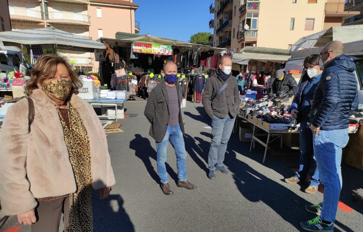Andora sopralluogo al mercato