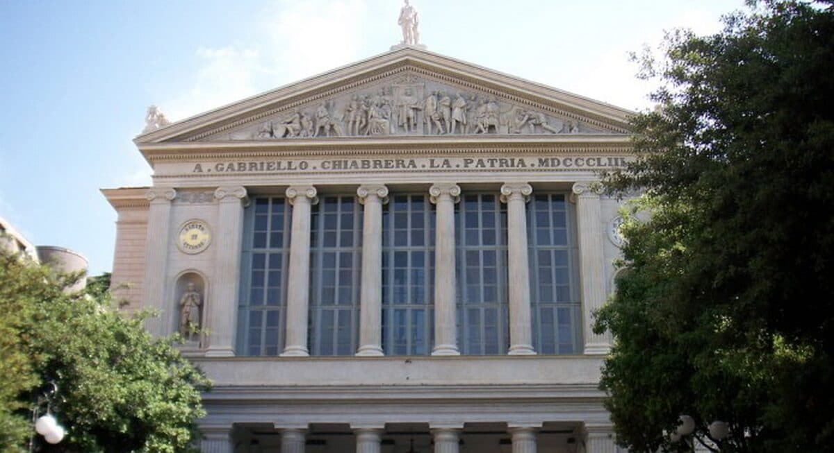 A Savona il teatro Chiabrera