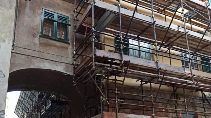 Albenga foto Daros ex palazzo vescovile