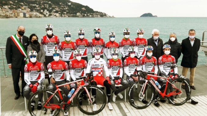Androni Giocattoli Sidermec in ritiro ad Alassio 01