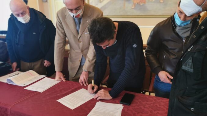 Firma consegna cantiere ripascimento
